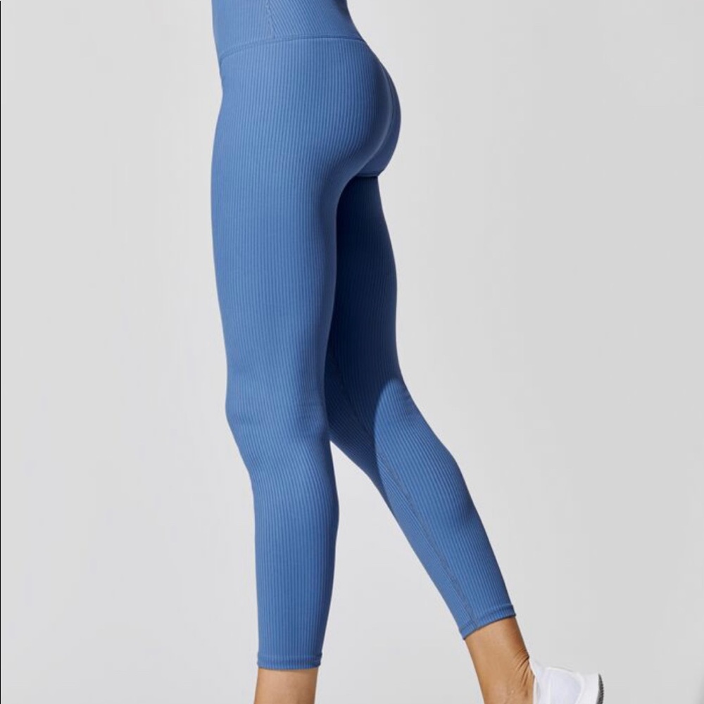 CARBON38
RIBBED REGULAR RISE 7/8 LEGGING